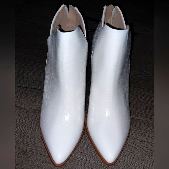 Elegant chunky heel bootie sz 8.5 - Picture 8 of 10